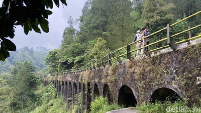 Pesona Jembatan Plunyon Kalikuning di Lereng Merapi