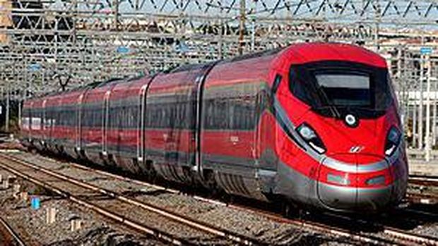 Kereta Frecciarossa 1000 milik Italia. (Wikipedia)