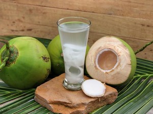 Terungkap! Efek Minum Air Kelapa 15 Hari, Bukan Sekadar Melepas Haus