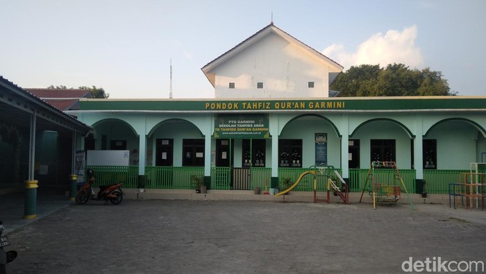 Masjid Sunan Gunung Jati (Garmini) Kota Cirebon.