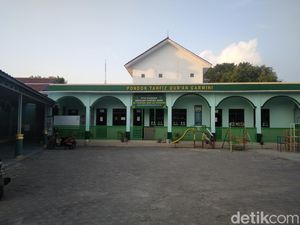 Jadwal Imsak dan Sholat Wajib Cirebon, Senin 29 September 2025