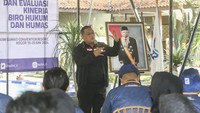 Dalam kesempatan yang sama, Kepala Biro Hukum dan Humas BP2MI Hadi Wahyuningrum juga meminta dukungan dari media terkait beragam kegiatan pelindungan para PMI, termasuk sosialisasi program Komunitas Relawan Pekerja Migran Indonesia (Kawan PMI) yang akan diluncurkan di empat wilayah baru.