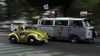 Keunikan desain, mengusung mesin boxer air-cooled yang praktis, hingga performanya yang sering menakjubkan lantaran sering menang di medan balap, membuat popularitas VW Kodok ini terus berlanjut hingga kini.