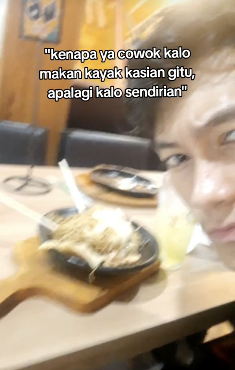 Netizen Ramai Sebut Cowok Lagi Makan Terlihat 'Kasihan', Ini Kata Mereka