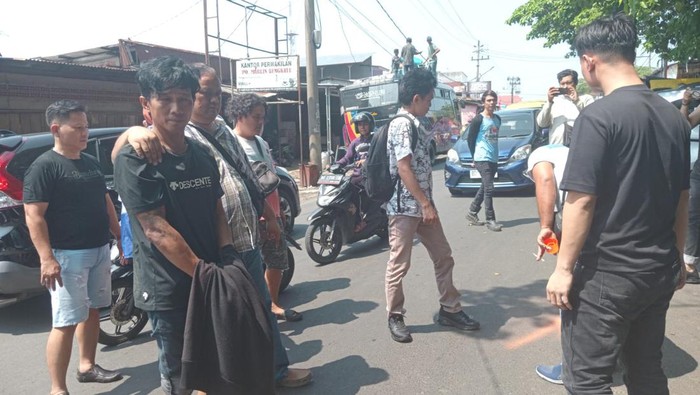 Pelaku penusukan terhadap pria di Bengkulu saat diamankan polisi