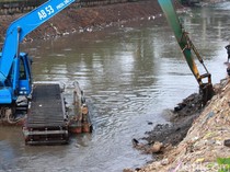 Potensi Banjir Masih Bayangi Jakarta, BKB Dikeruk