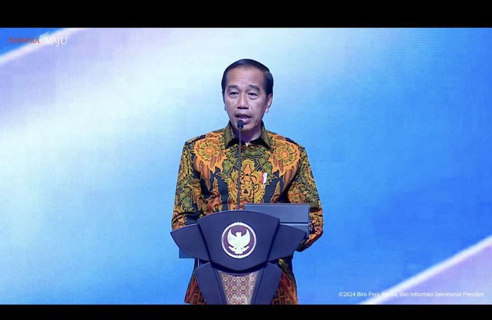 Jokowi meresmikan Digitalisasi Layanan Perizinan Penyelenggaraan Event, di kawasan Jakarta, Senin (24/6/2024).