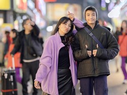 7 Foto Regas Borne Anak Hesti Purwadinata yang Sudah ABG dan Ganteng