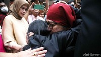 Ketua Majelis Hakim Maryono saat membacakan amar putusan di Pengadilan Tipikor Jakarta Pusat, Senin (24/6/2024) menyatakan, terdakwa Galaila Karen Kardinah atau Karen Agustiawan telah terbukti secara sah dan meyakinkan melakukan tindak pidana korupsi.
