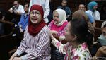 Tangis Karen Agustiawan Divonis 9 Tahun Penjara