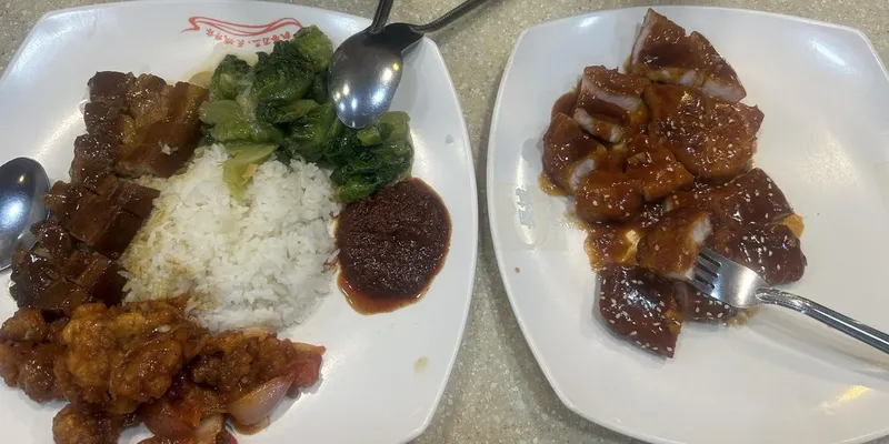 Turis Indonesia Bingung Harga Nasi Campur Rp 250 Ribu di Singapura