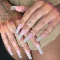 Tangan Doja pun terlihat lebam-lebam. Namun semua itu hanyalah aksi panggungnya. Foto: Instagram