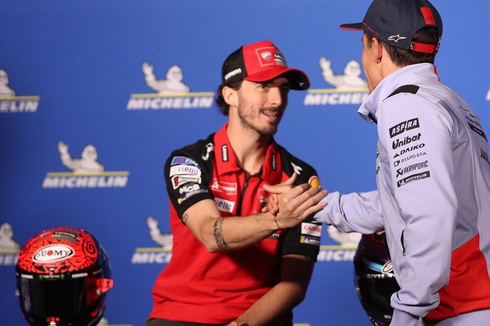 Francesco Bagnaia dan Marc Marquez.