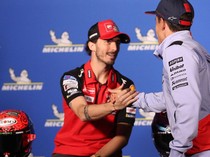 Wanti-wanti Bagnaia: Marc Marquez Bisa Jadi Sumber Bencana