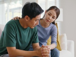 Kisah Wanita yang Tiap Hari Ingatkan Suaminya Bahwa Sudah Nikah & Punya Anak