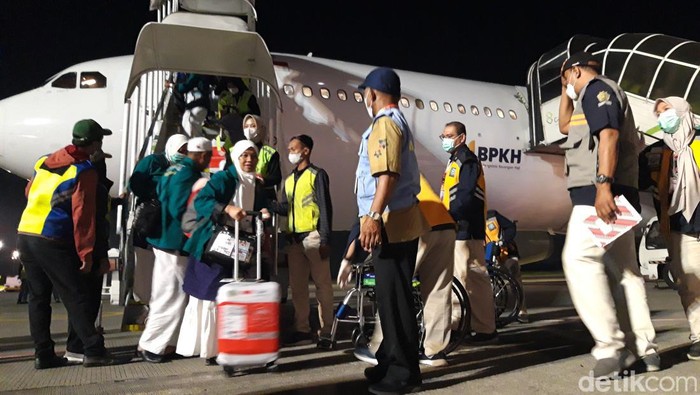 Pengalihan Pemulangan Jemaah Haji ke Madinah: Penjelasan Garuda Indonesia