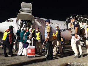 Pesawat Haji Gangguan Mesin, Kepulangan 3 Kloter Embarkasi Solo Mundur
