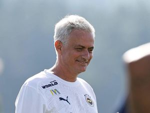 Jose Mourinho Langsung Gas di Fenerbahce