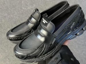 Tren Loafer-Sneakers Makin Nyata, Tawarkan Infusi Gaya Classy yang Sporty
