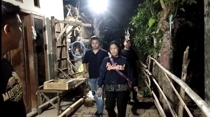 Pelaku penipuan yang mengaku pegawai kejaksaan di Probolinggo saat ditangkap