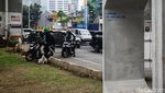 Penampakan Macetnya Jalan Satrio Jaksel Imbas Galian Gorong-gorong