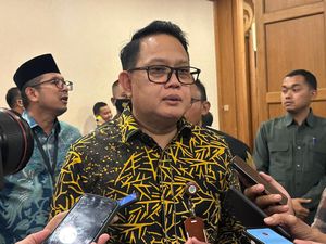 Kata Pj Gubernur Soal Jatim Masuk 4 Besar Terpapar Judi Online