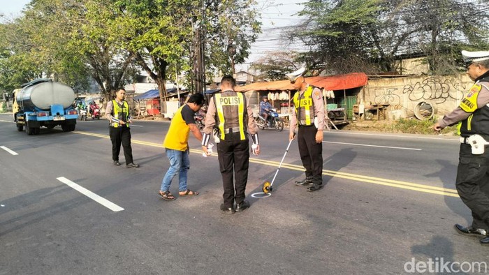 Polisi olah TKP pelajar MTs di Gresik tewas kecelakaan di Pasuruan