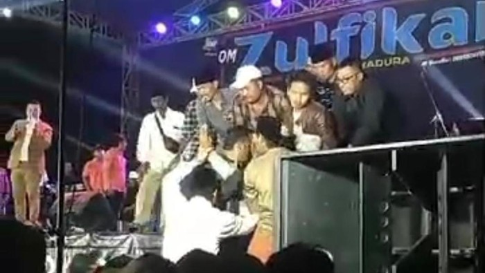 Pria meninggal saat sawer biduan dangdut