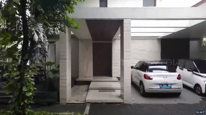 Rumah Meisya Siregar dan Bebi Romeo