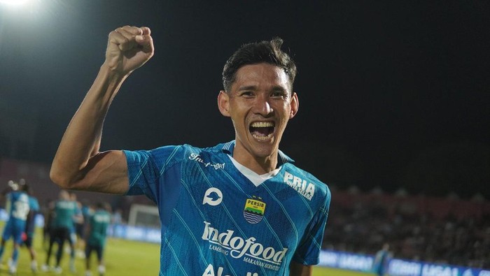 Ryan Kurnia.
