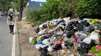 Dari informasi warga sekitar, lokasi tersebut kerap digunakan sebagai tempat pembuangan sampah bagi warga yang tidak bertanggung jawab.