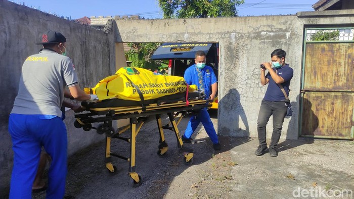 Temuan mayat wanita dan bayi yang diduga baru dilahirkan di Sidoarjo