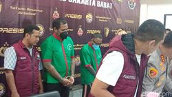 Penampakan Virgoun Diborgol dan Tertunduk Usai Jadi Tersangka