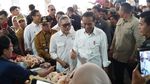 Ditemani Zulhas, Jokowi Dapati Harga Bapok Stabil Pasca Idul Adha