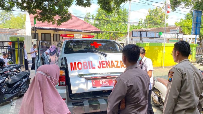 Tragedi Memilukan: Dua Bocah TK Meregang Nyawa Akibat Tenggelam di Kolam Renang Tuban