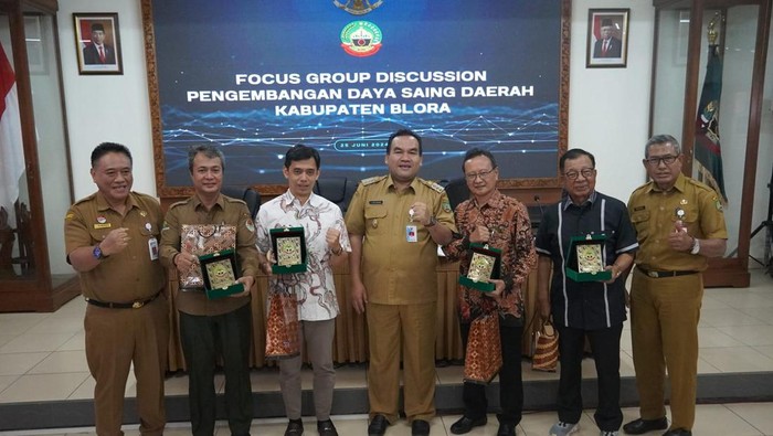 FGD Investasi di Blora