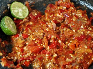 5 Jenis Sambal Paling Populer di Indonesia, Sambal Bawang hingga Matah