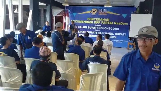 Kader NasDem walkout saat penyerahan rekom ke Anna Muawanah
