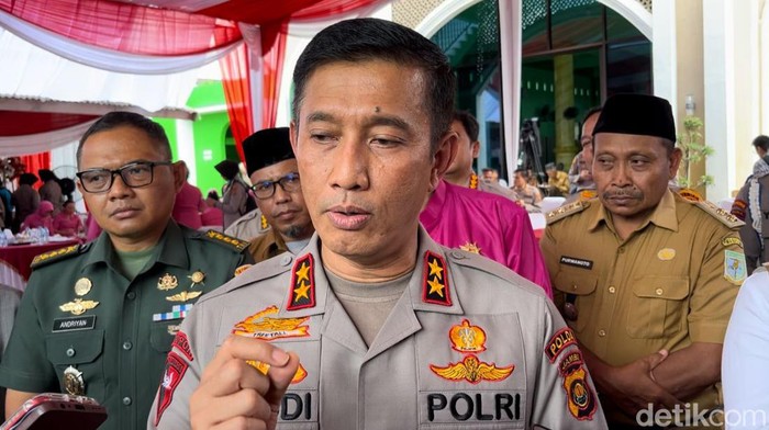 Kapolda Jambi Irjen Rusdi Hartono menyampaikan larangan keras kepada personelnya soal judi online. Ia siap memberi sanksi kepada anggota jika terlibat judi online.