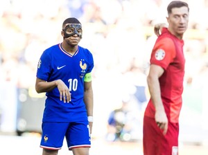 Euro 2024: Mbappe Diingatkan Jangan Ribet sama Topeng