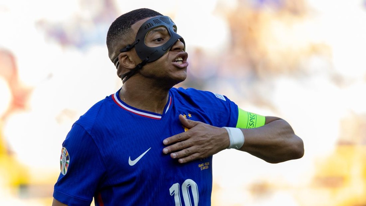 Kylian Mbappe dinilai tak pantas menjadi kapten Timnas Prancis. (Foto: Andrzej Iwanczuk/NurPhoto via Getty Images)