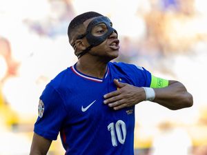 Kylian Mbappe Tak Pantas Jadi Kapten Prancis