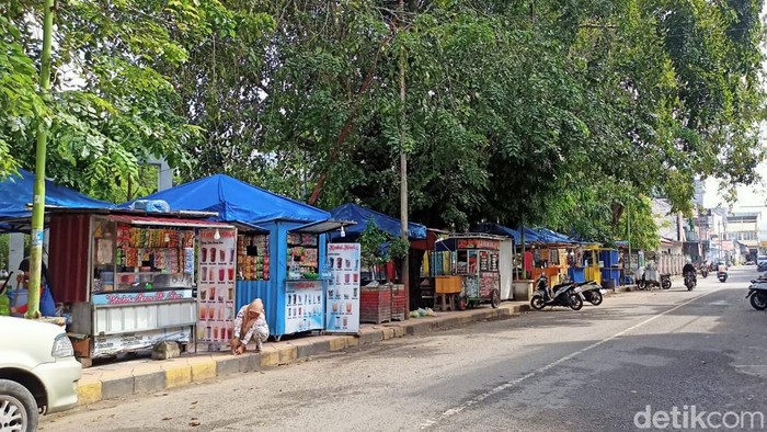Kondisi PKL di sekitar Lasinrang Park, Kabupaten Pinrang, Sulawesi Selatan (Sulsel).