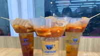 Penasaran dengan menu baru itu, detikFood juga mencobanya. Kami membelinya dari Lawson yang berlokasi di Prapanca, Jakarta Selatan. Foto: detikFood/Yenny Mustika Sari
