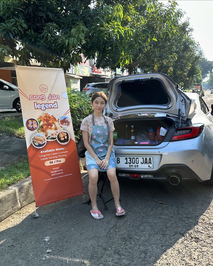Mewah! Jualan Cicongfan pakai Mobil 2 Pintu seharga Rp 850 Juta