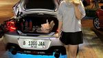 Ketika Mobil Alphard hingga Mustang Dipakai Jualan Makanan, Begini Potretnya