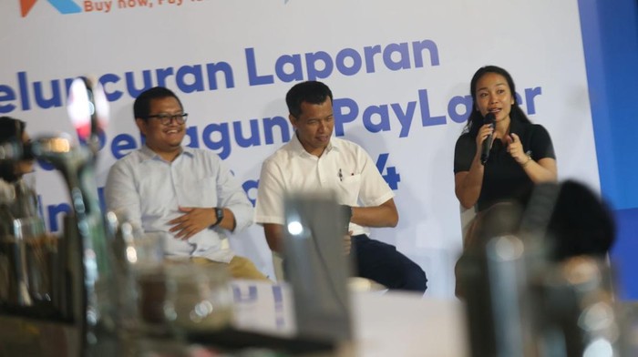Laporan terbaru mengenai Perilaku Pengguna Paylater Indonesia tahun 2024 menunjukkan adanya peningkatan minat yang signifikan dari masyarakat untuk melakukan pembelian langsung atau offline dengan menggunakan layanan buy now pay later (BNPL) atau yang dikenal sebagai paylater.