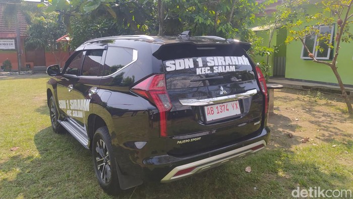 Mobil Mitsubishi Pajero milik pribadi Kepala SDN 1 Sirahan Kecamatan Salam, Kabupaten Magelang yang sempat viral di media sosial.