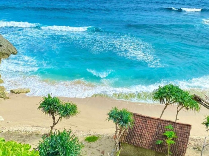 Pantai Sanglen, Gunungkidul. Foto diunggah pada Rabu (26/6/2024).