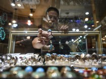 Mengintip Geliat Pasar Batu Rawa Bening yang Masih Eksis